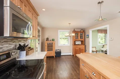 9 Pinecrest Lane Durham NH 03824