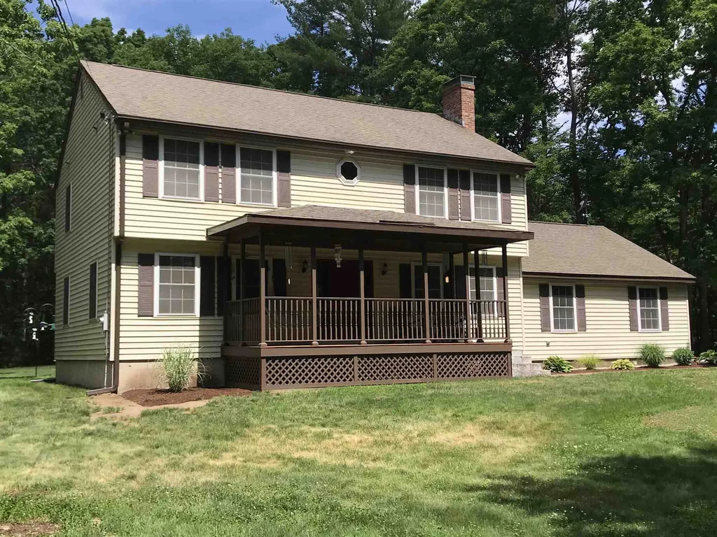 236 Rattlesnake Hill Road Auburn NH 03032