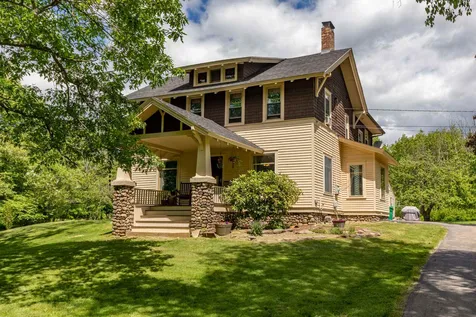 98 Chamberlain Street Rochester NH 03867