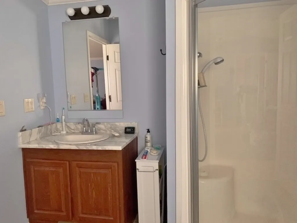70 Cynthia Circle Seabrook NH 03874