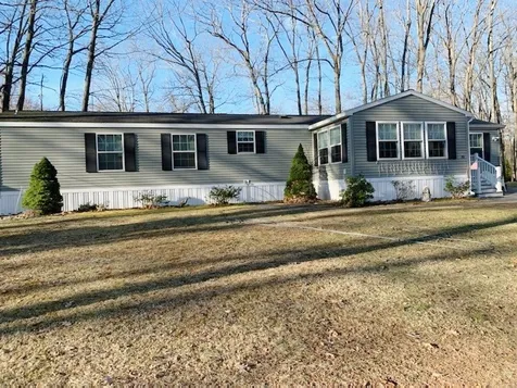 70 Cynthia Circle Seabrook NH 03874