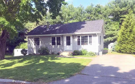 67 Meadow Lane Greenland NH 03840