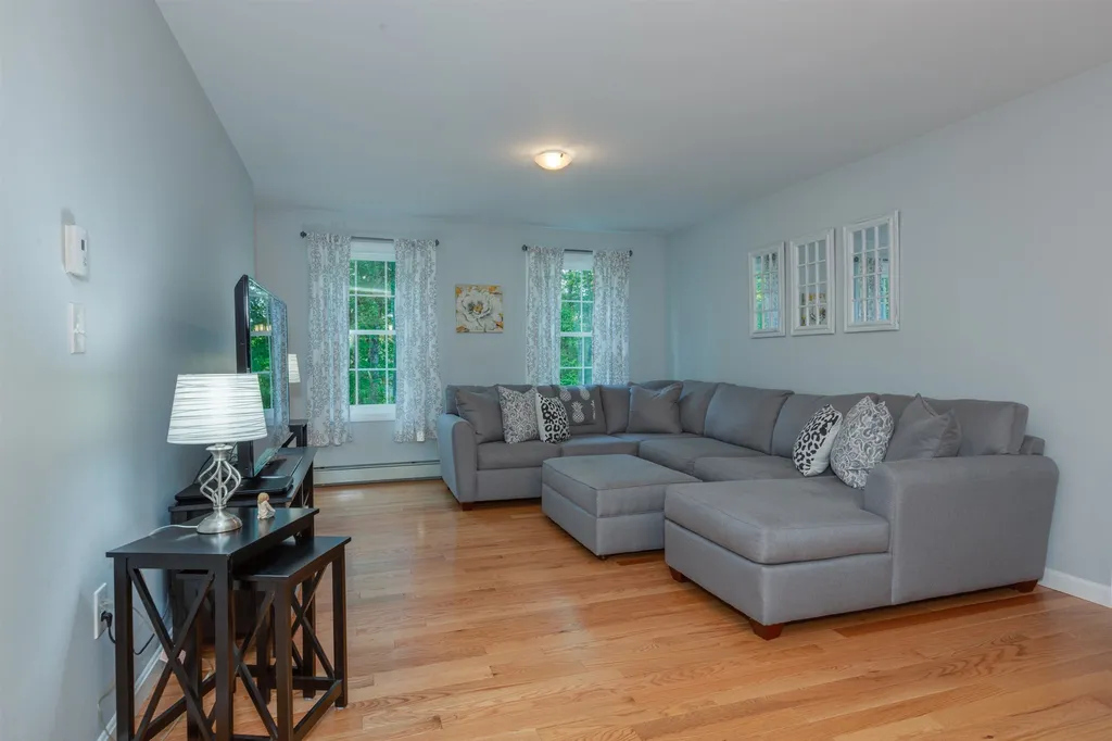 367 Greenhill Road Barrington NH 03825