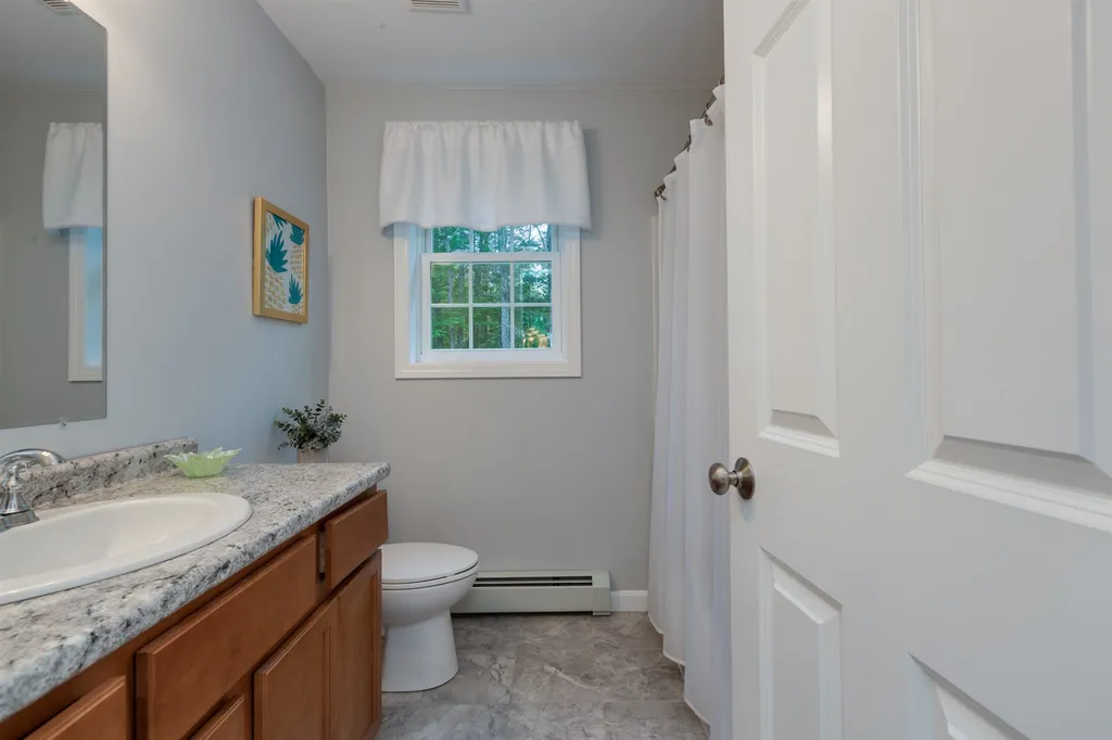 367 Greenhill Road Barrington NH 03825