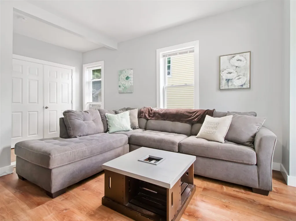 4 Cocheco Avenue Rochester NH 03868