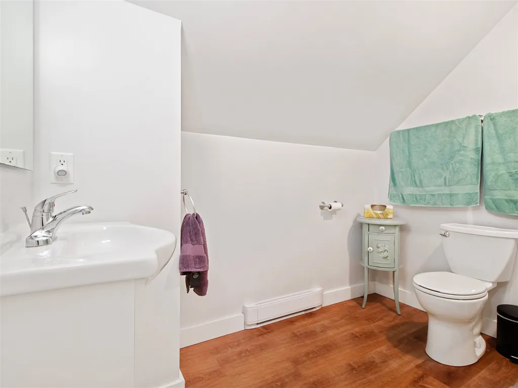 4 Cocheco Avenue Rochester NH 03868