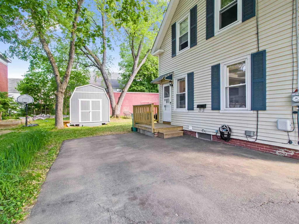 4 Cocheco Avenue Rochester NH 03868