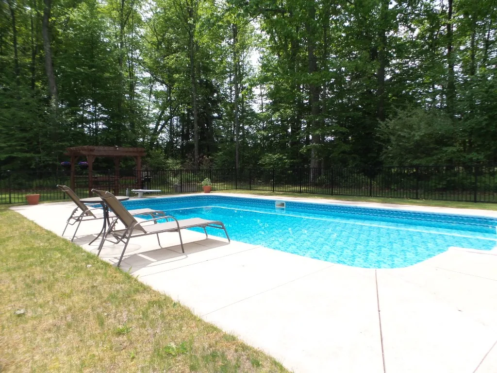 88 Hemlock Hill Drive Loudon NH 03307