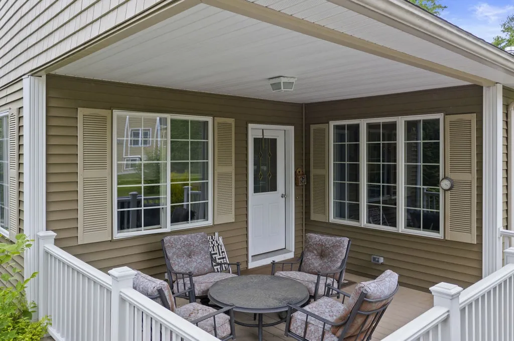 29 Crimson Lane Rochester NH 03868