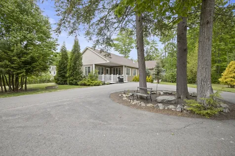 29 Crimson Lane Rochester NH 03868