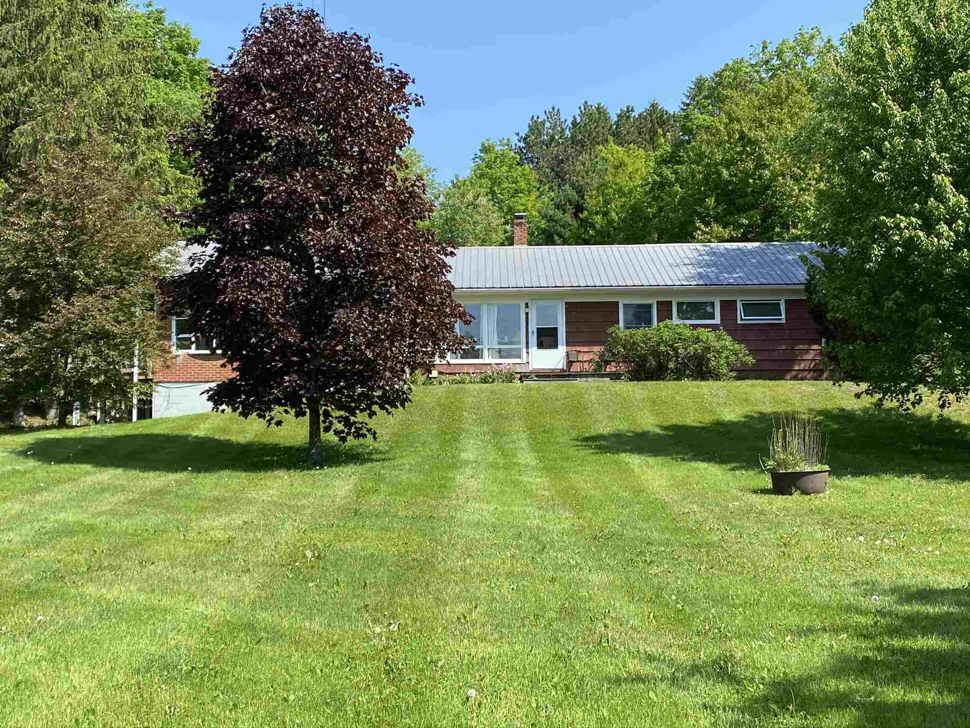 129 East Main Street Hyde Park VT 05655