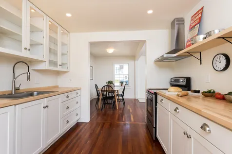 48 Boush Street Kittery ME 03904