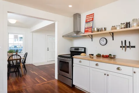 48 Boush Street Kittery ME 03904