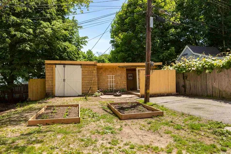 48 Boush Street Kittery ME 03904
