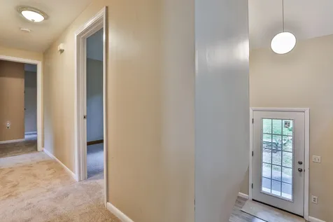 8 David Drive Hudson NH 03051