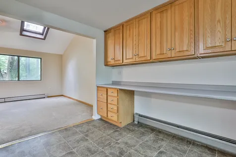 8 David Drive Hudson NH 03051