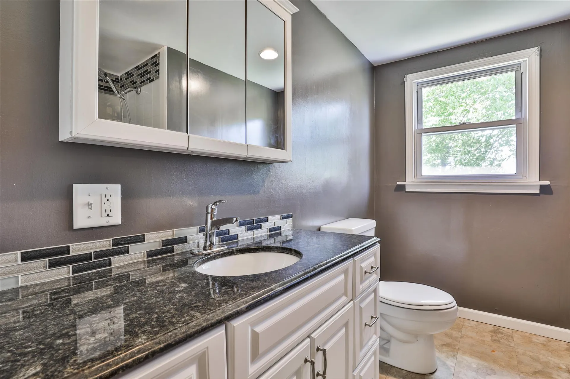 327 Whitehall Road Hooksett NH 03106