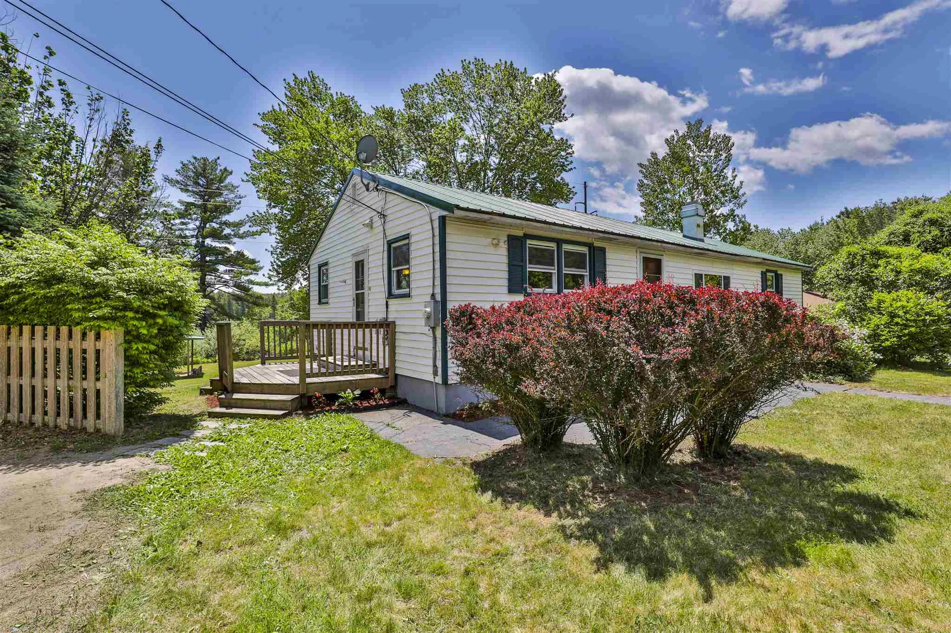 327 Whitehall Road Hooksett NH 03106