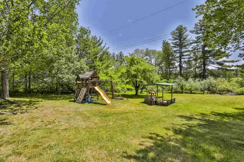 327 Whitehall Road Hooksett NH 03106
