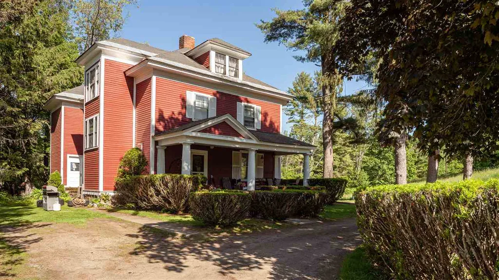 63 Vilas Road Alstead NH 03602