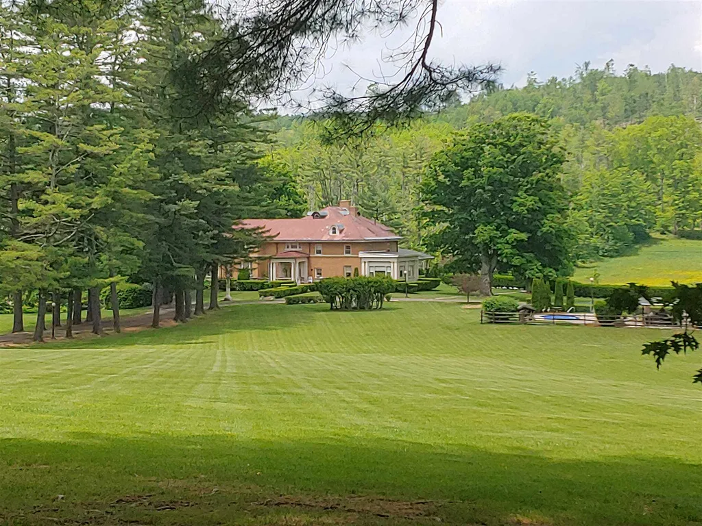 63 Vilas Road Alstead NH 03602