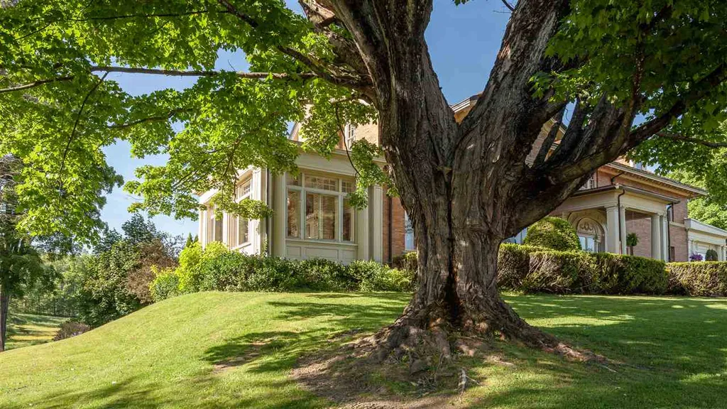 63 Vilas Road Alstead NH 03602
