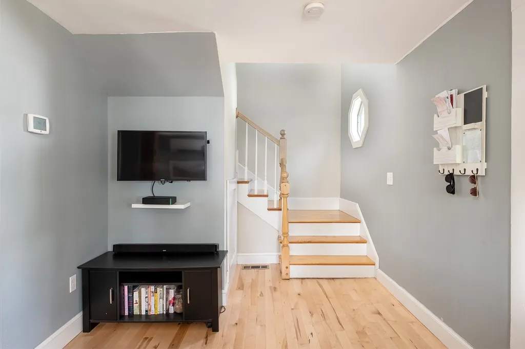 2 Garfield Street Exeter NH 03833