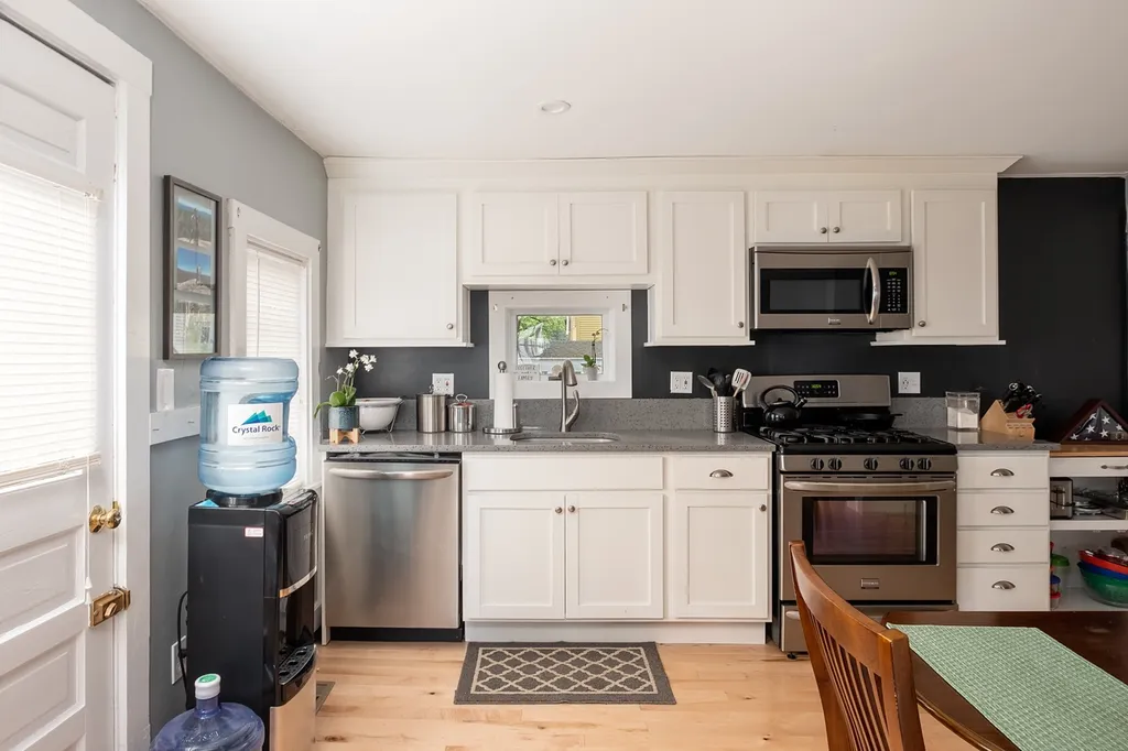 2 Garfield Street Exeter NH 03833