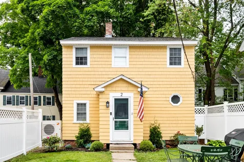 2 Garfield Street Exeter NH 03833