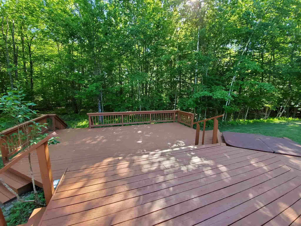 210 Lockehaven Road Enfield NH 03748