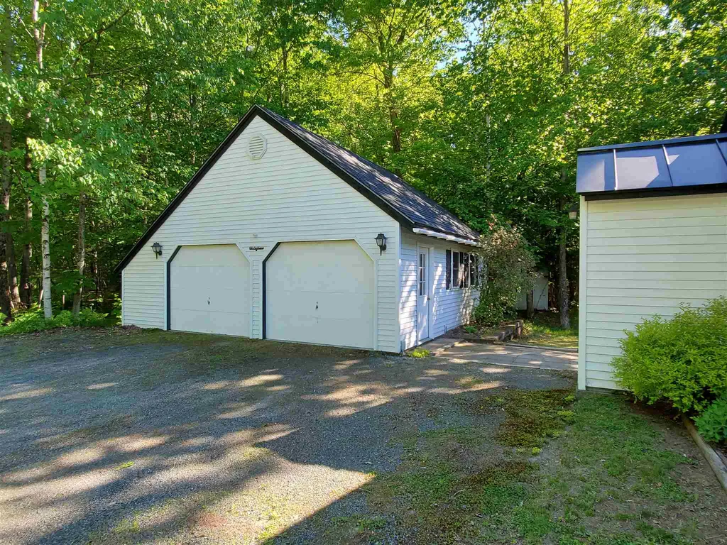 210 Lockehaven Road Enfield NH 03748