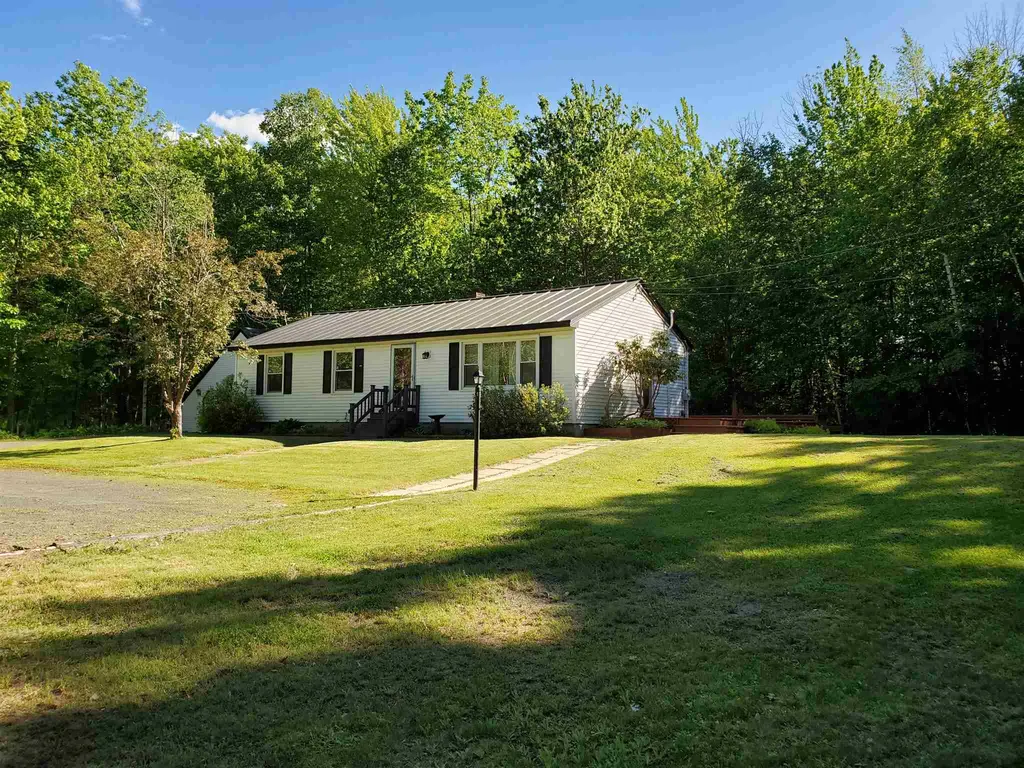 210 Lockehaven Road Enfield NH 03748