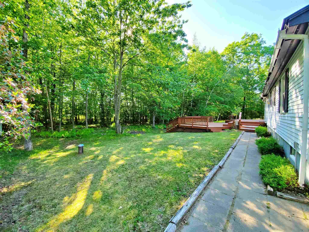 210 Lockehaven Road Enfield NH 03748