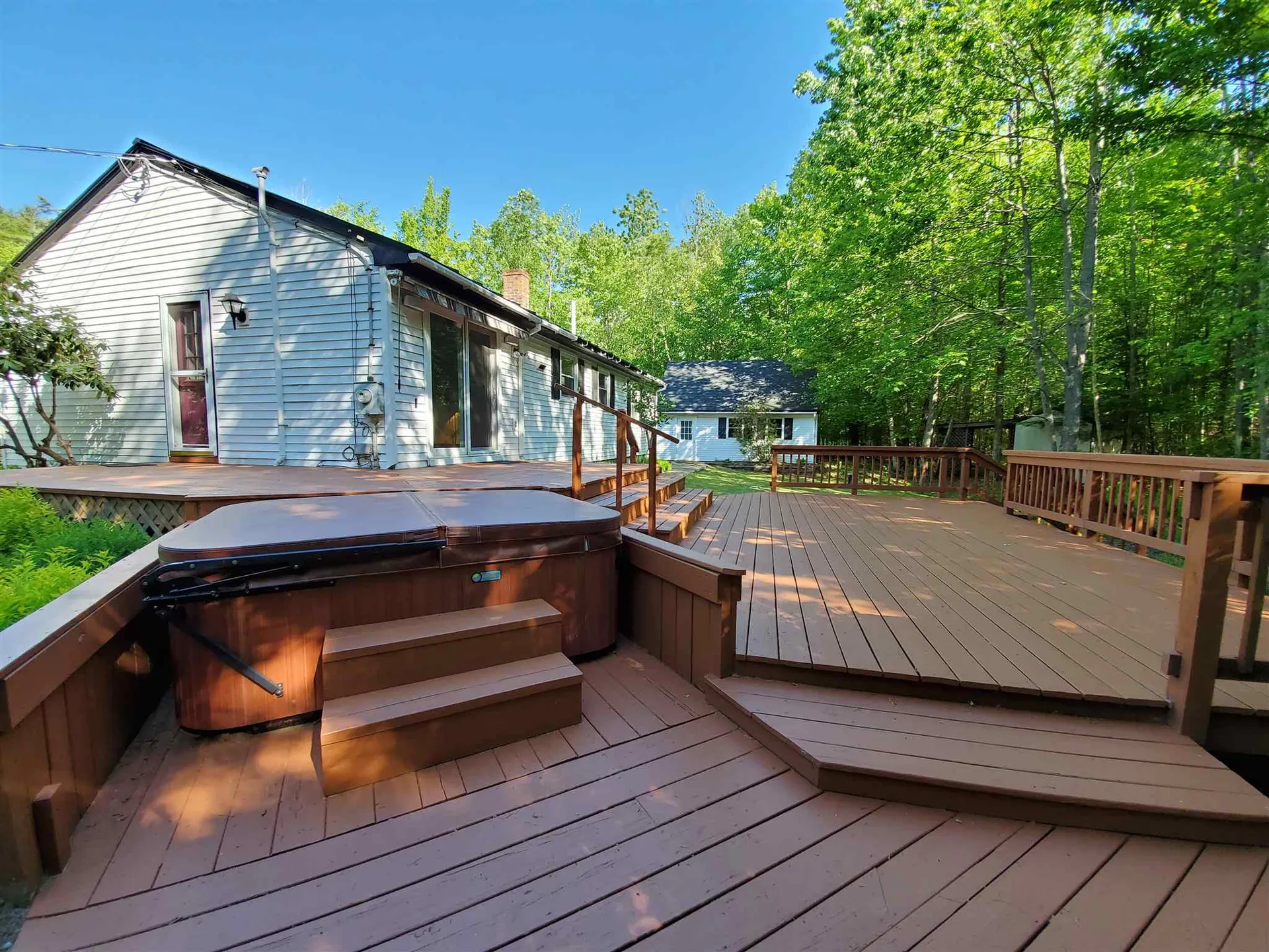 210 Lockehaven Road Enfield NH 03748