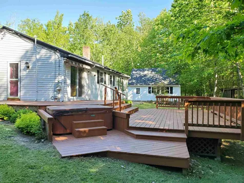 210 Lockehaven Road Enfield NH 03748