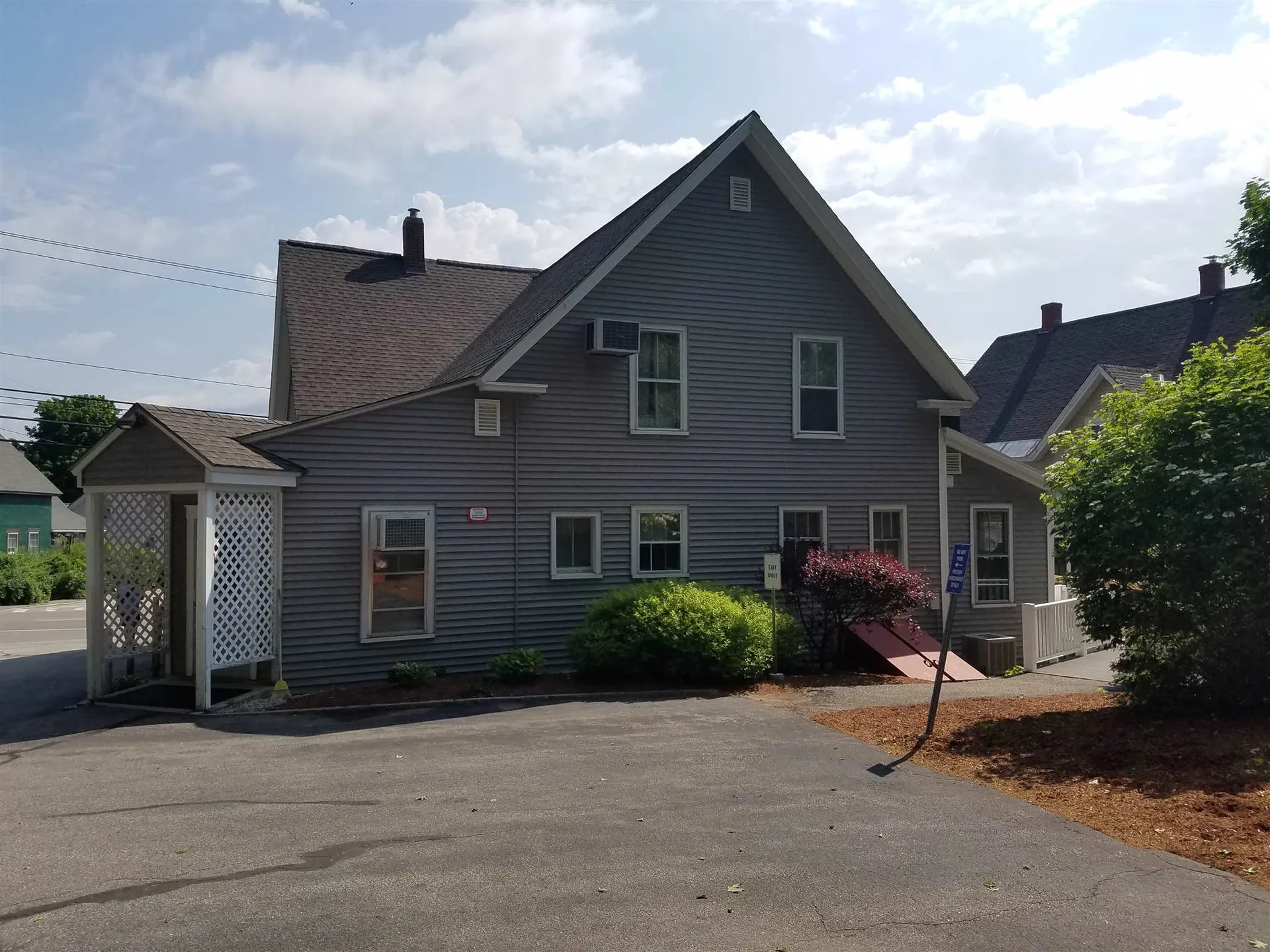 187 N State Street Concord NH 03301