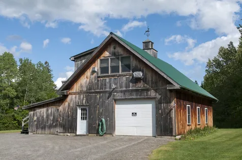 1273 Vt Route 105 Derby VT 05829