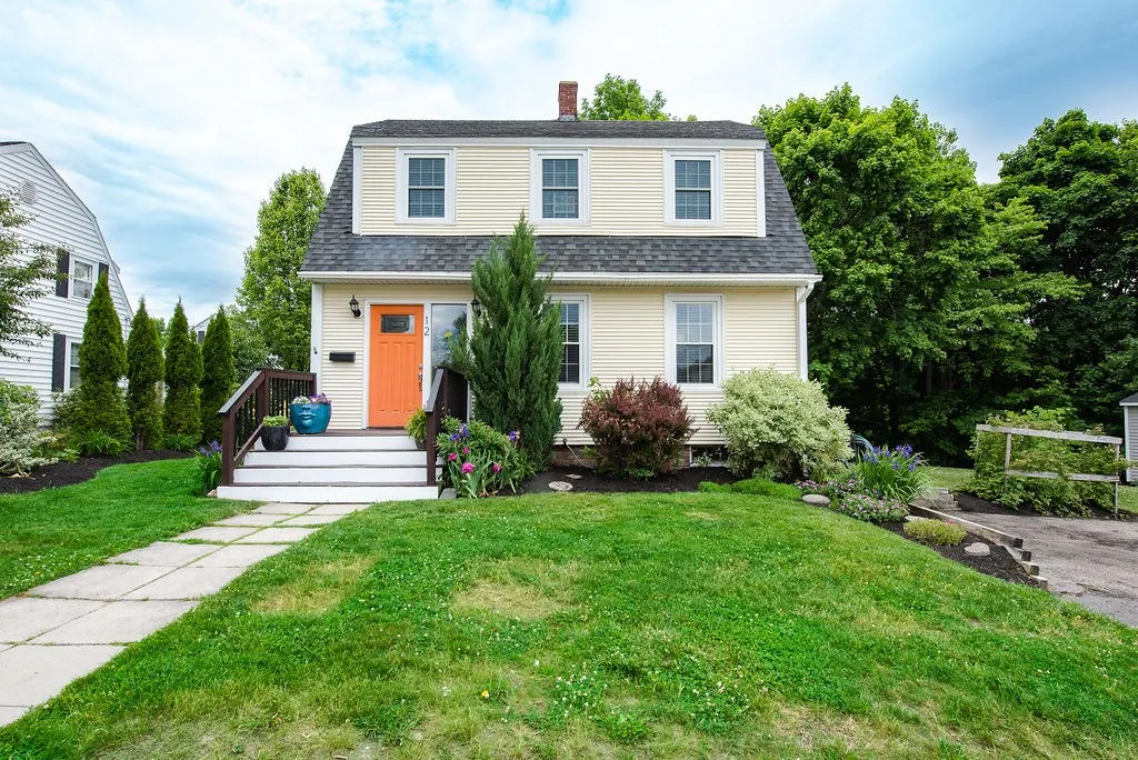 12 Wallingford Street Dover NH 03820