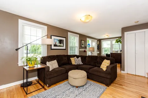 12 Wallingford Street Dover NH 03820