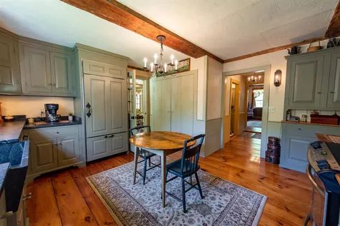 1532 Battle Street Webster NH 03303