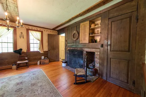 1532 Battle Street Webster NH 03303
