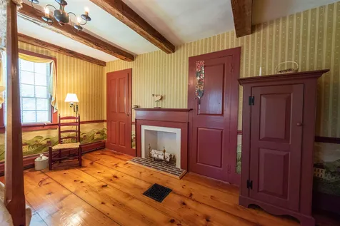 1532 Battle Street Webster NH 03303