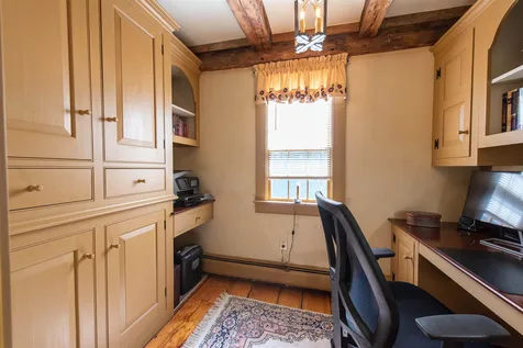 1532 Battle Street Webster NH 03303