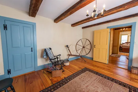 1532 Battle Street Webster NH 03303