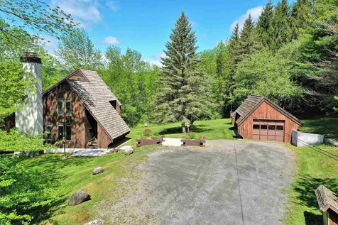 30 Meadow Hawk Lane Rochester VT 05767