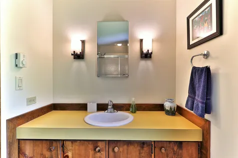 30 Meadow Hawk Lane Rochester VT 05767