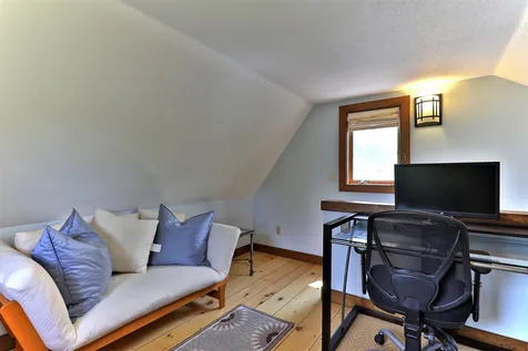 30 Meadow Hawk Lane Rochester VT 05767