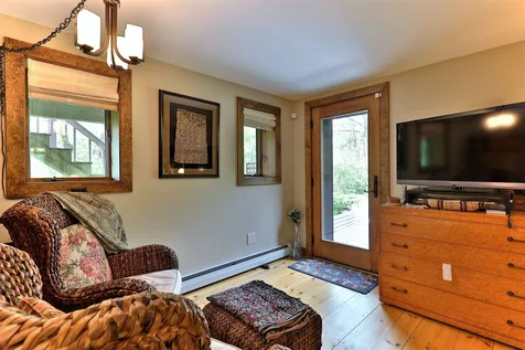 30 Meadow Hawk Lane Rochester VT 05767