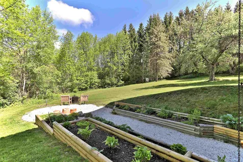 30 Meadow Hawk Lane Rochester VT 05767