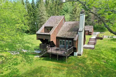 30 Meadow Hawk Lane Rochester VT 05767
